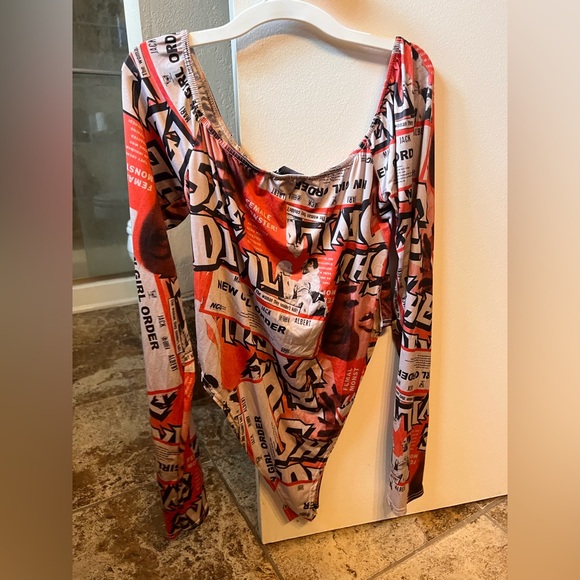 New Girl Order Graphic Magazine Female Monster Bodysuit Stretchy Size 16 XL - Picture 5 of 5